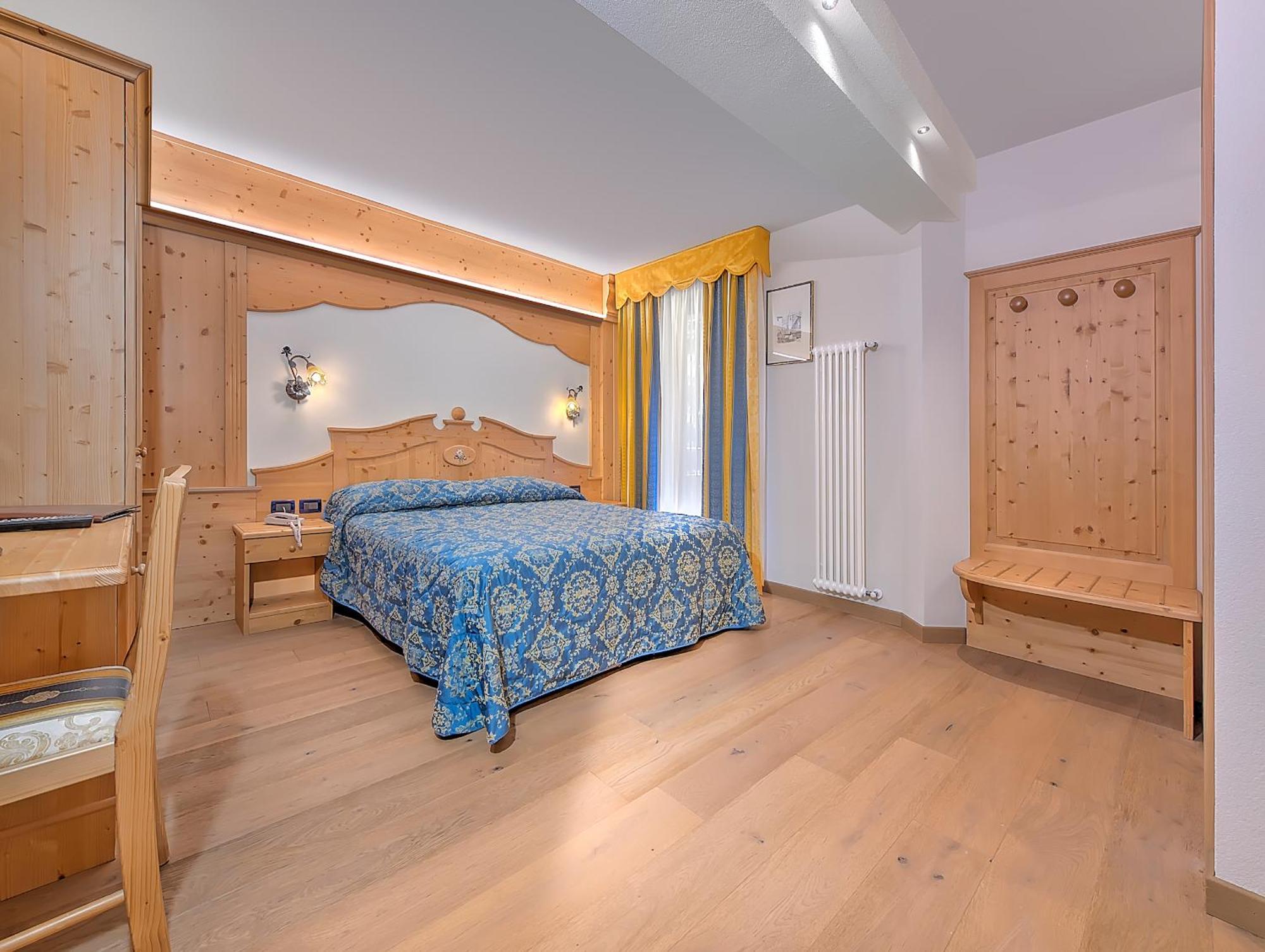 Hotel Madonna Delle Nevi Folgarida Exterior photo